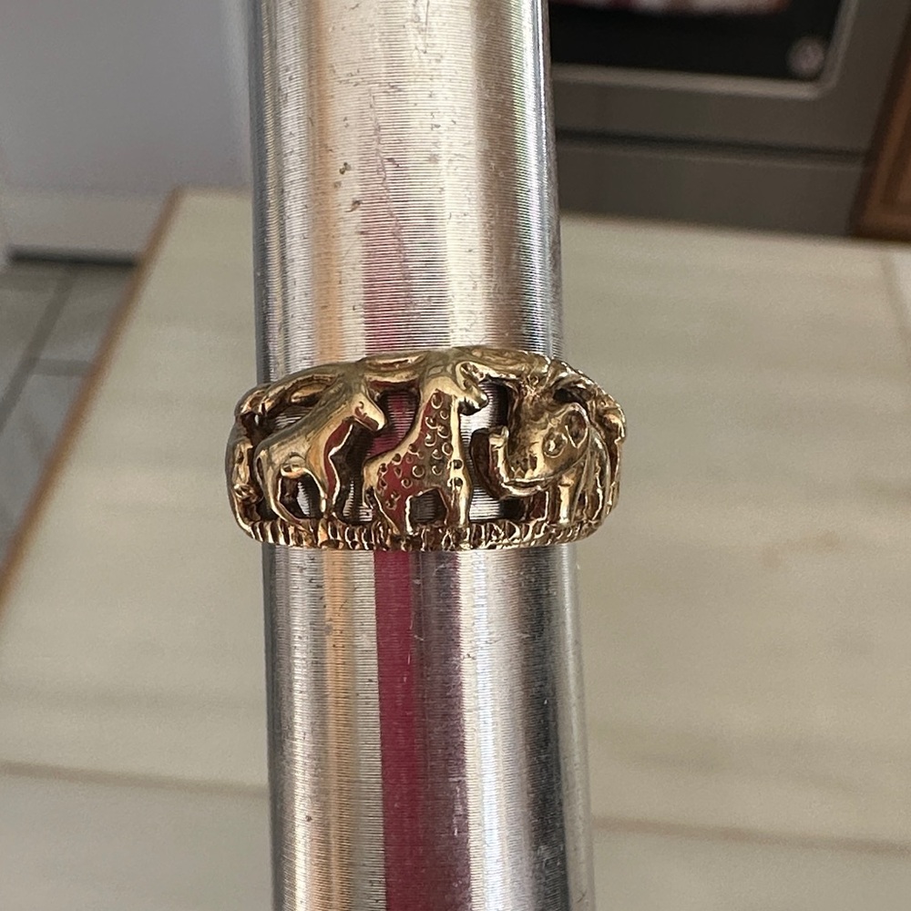 10k Gold Zoo Safari Animal Motif Domed Band Ring - size 6.75-7 - Picture 5 of 15